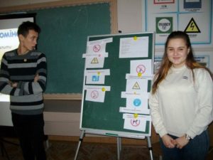 Navchayemosʹ tsinuvaty zhyttya