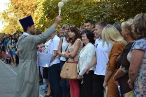 Pershyy urok v DNZ KHVPKU: «Ukrayina yedyna krayina»