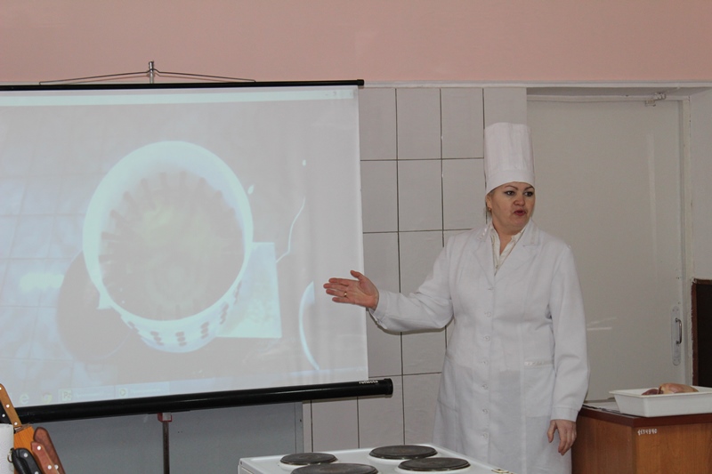 Mekhanichna kulinarna obrobka silʹsʹkohospodarsʹkoyi ptytsi