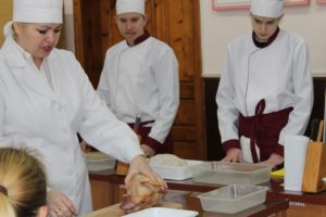 Mekhanichna kulinarna obrobka silʹsʹkohospodarsʹkoyi ptytsi