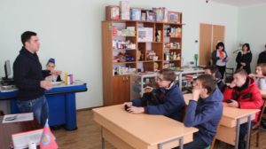 Denʹ vidkrytykh dverey