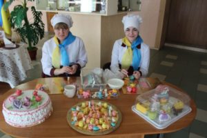 DNZ «KHVPKU» hostynno zustrichalo maybutnikh abituriyentiv z riznykh shkil m. Khersona