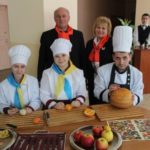 DNZ «KHVPKU» hostynno zustrichalo maybutnikh abituriyentiv z riznykh shkil m. Khersona