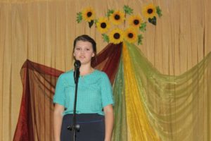 Pershi kroky na stseni uchylyshcha