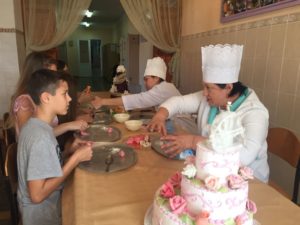 DNZ «KHVPKU» hostynno vidkryv dveri dlya uchniv zahalʹnoosvitnikh shkil