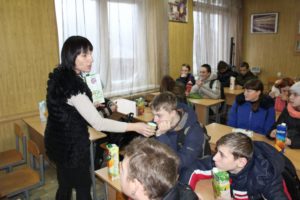 vidkryti dveri