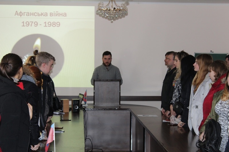 «Tsina chuzhoyi viyny»
