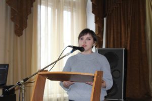 Storinkamy uchylyshchnoho fotoalʹbomu