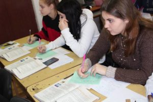 Pokazovyy urok z alhebry