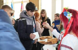 Iz Masnytseyu vitayemo, do navchannya zaproshuyemo!
