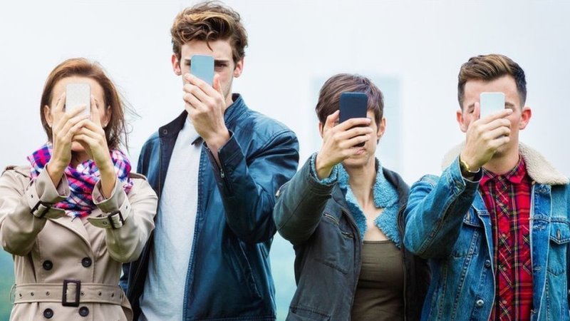 Mobilʹnyy_telefon_zasterezhennya_ta_porady
