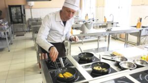 Innovatsiyni_tekhnolohiyi_pry_pryhotuvanni_haryachykh_strav_i_zakusok